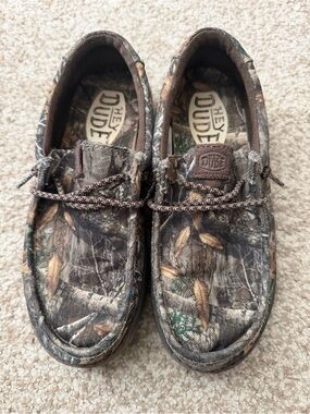Hey Dude Wally Y Realtree Edge Camouflage Slip-On boys Brown/Natural J3